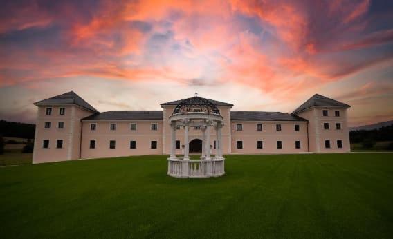 Chateau Sanov Sanov  外观 照片
